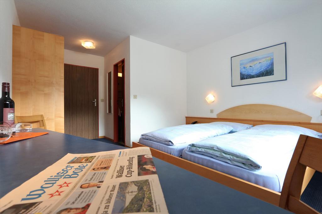 Hotel Garni Domino Saas Fee المظهر الخارجي الصورة